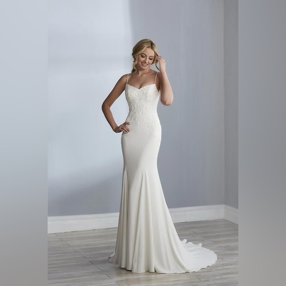 Jaquelin Exclusive Fit and Flare Low Back Wedding Dress